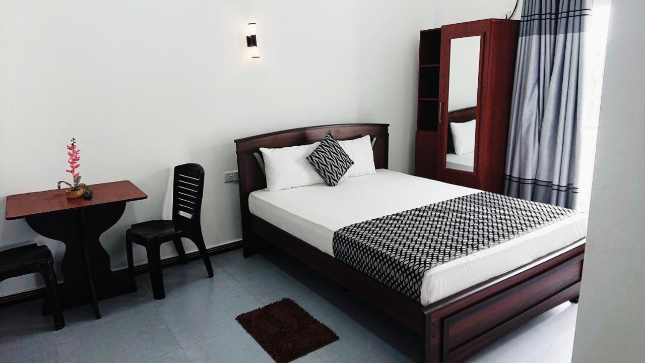 Blue Diamond Resort Тринкомале Екстериор снимка